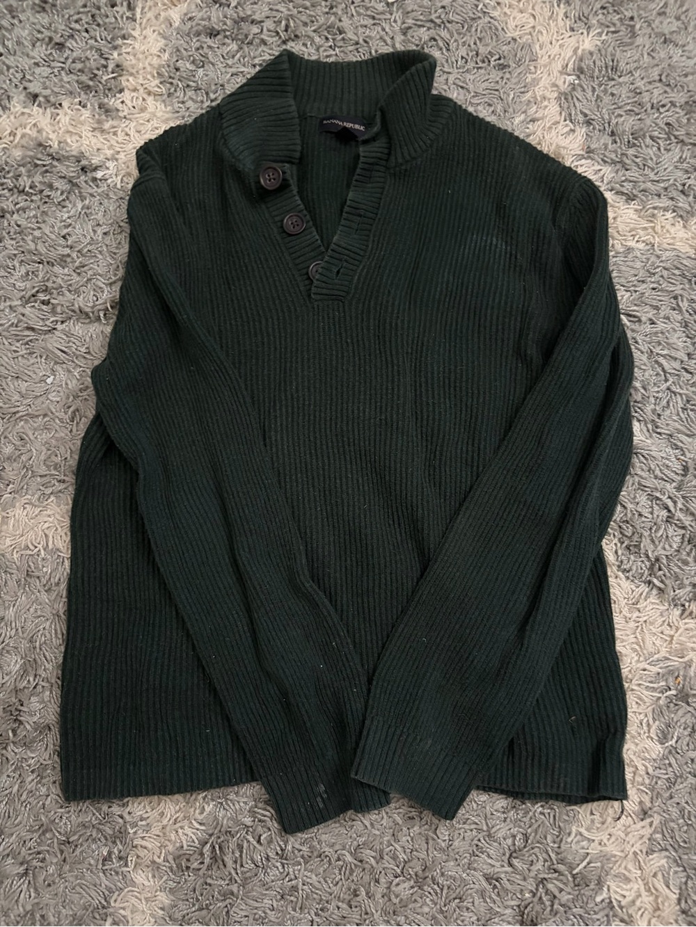 Banana Republic Dark Green Ribbed V‑Neck Button Sweater